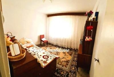 Apartament cu 3 camere decomandat în C5 - 4