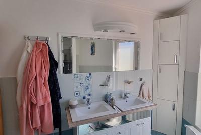 Casă cu 4 camere decomandat în Bunloc - 2