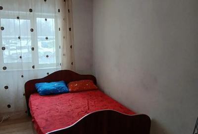 Inchiriez camera stil garsoniera - 4