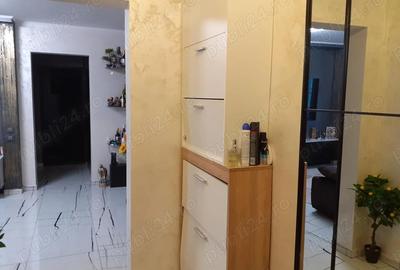 Vanzare Apartament 2 cam. cf.1 semid.,etajul 4, mobilat si utilat nou in zona Hipodrom - Bariera - 20