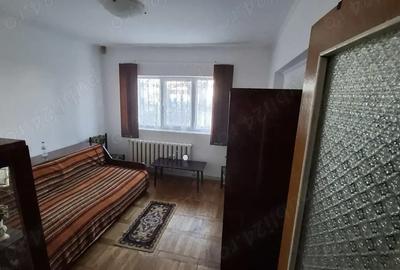 Apartament cu 4 camere decomandat în Gară - 8