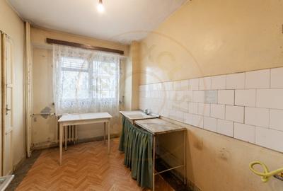 Apartament cu 2 camere decomandat în Central - 11