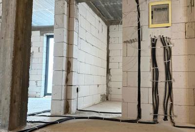 Casă cu 5 camere cu Teren 500 Mp în Cârcea - 2