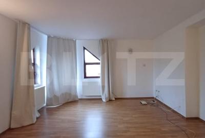 Casa cu 5 camere, 198 mp utili, 600 mp teren, in cartierul Primaverii - 11