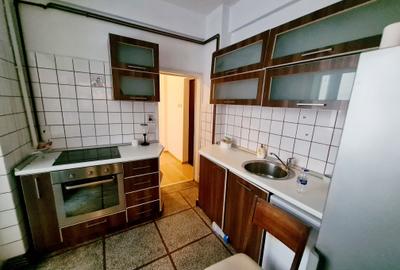 2 camere hochparter/6 renovat bloc risc seismic 1 2 camere hochparter/6 renovat bloc risc seismic 1 - 5