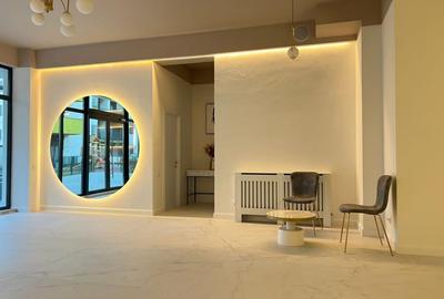 Spațiu comercial, de 165 mp, în Central - 3