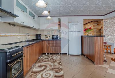 Casa/Vila de vanzare 186 mp , Colonia Bod - 9