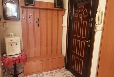 Apartament cu 3 camere, transformat din 2 camere, Poarta 6 - 4