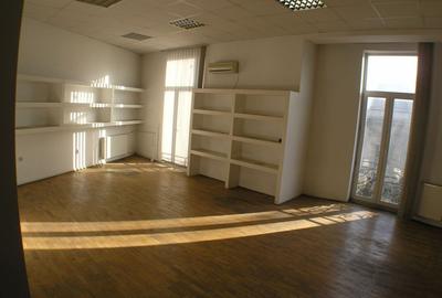 Spațiu comercial, de 400 mp, în Kogălniceanu - 1