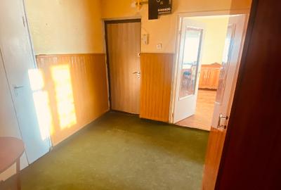 Apartament 3 camere decomandat cu garaj - Lupeni (Straja) - 3