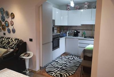 Apartament cu 3 camere decomandat în Complex Studențesc - 3