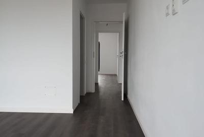 Vila cu 80mp curte proprie-mutare imediata - 2