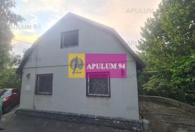 Casă de vacanță de vânzare în Cornu - Zona Cornu de Sus