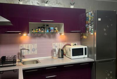 Apartament cu 2 camere decomandat, mobilat în Kamsas - 4