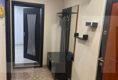 Apartament cu 2 camere ideal pentru locuit, decomandat, zona - 8