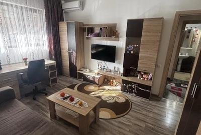 Apartament cu 2 camere decomandat în Rahova
