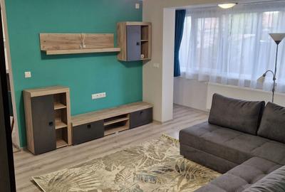 Apartament cu 3 camere decomandat în Exterior Vest - 2