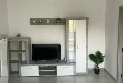 Apartament cu 2 camere decomandat în Central - 3