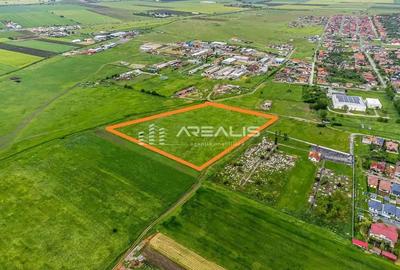 Teren de 31000 mp, în Sânleani