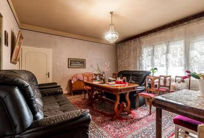 Casă cu 11 camere cu Canalizare în Șagului