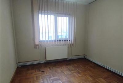 Apartament cu 4 camere decomandat în Nord - 4
