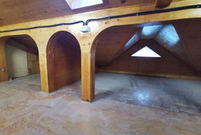 Casă cu Teren 25 Mp în Unirii