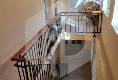 Casă cu 4 camere în Central - 10