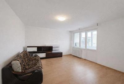 Apartament cu 2 camere decomandat în Sud