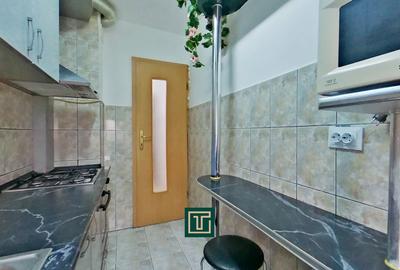 Apartament cu 3 camere de vânzare în cartierul Aurel Vlaicu, Arad - 3