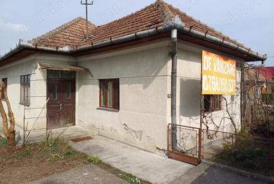 Casă cu 4 camere cu Teren 1900 Mp în Apahida - 1