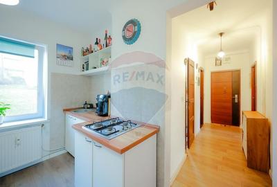 De vânzare apartament cu 2 camere, parter, parcare inclusă, central - 3