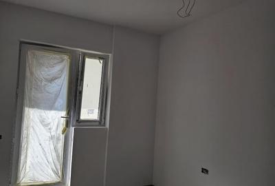 Apartament 3 camere strada Biruintei metrou Berceni - 2