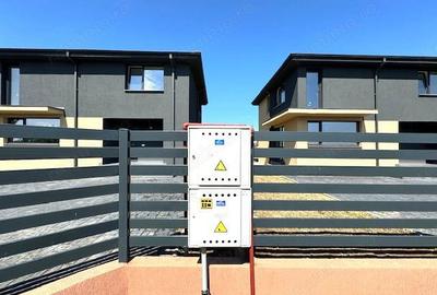 Casă cu 4 camere cu Teren 420 Mp în Central - 1