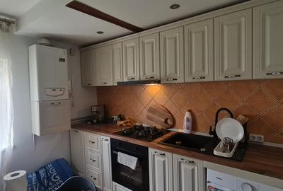 Apartament cu 3 camere decomandat în Vitan - 10