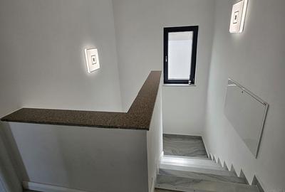 Casă cu 4 camere cu Teren 350 Mp în Central - 8