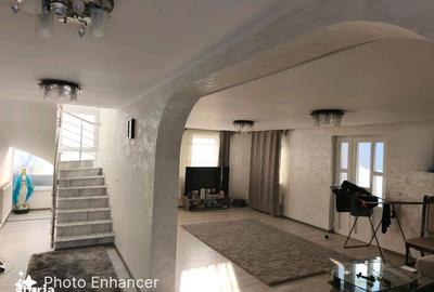 Casă cu 4 camere cu Teren 1500 Mp în Vicovu de Sus - 10