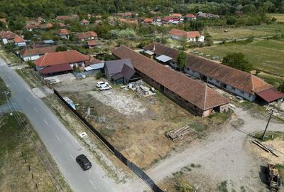 Casă cu 3 camere cu Teren 1656 Mp în Dezna - 6