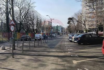 Apartament cu 3 camere decomandat în Giurgiului - 12