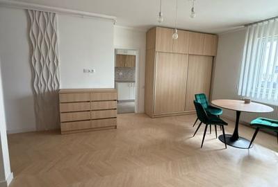 Studio spatios cu nisa de dormit | 45 mp utili | Parter | Mobilat - 1