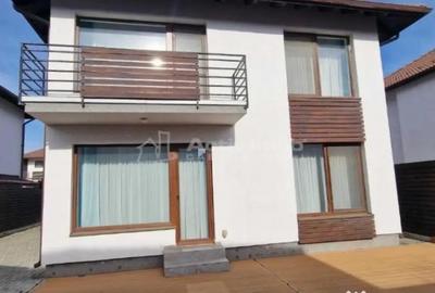 Casă cu 4 camere cu Teren 300 Mp în Central - 7