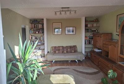 Apartament cu 3 camere centrala proprie Spital Judetean - 4