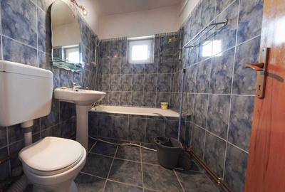 Apartament cu 3 camere decomandat în Calea București - 2