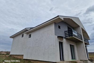 Apartament cu 3 camere decomandat în Băile Felix - 3