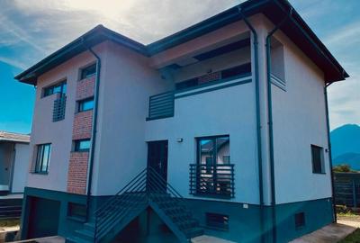 Casă cu 4 camere în Valea Adâncă - 5