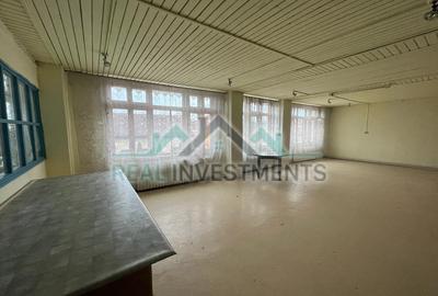 Spațiu comercial, de 230 mp, în Pârneava - 1