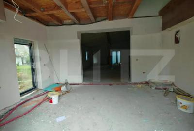 Spațiu comercial, de 620 mp, în Steaua - 2