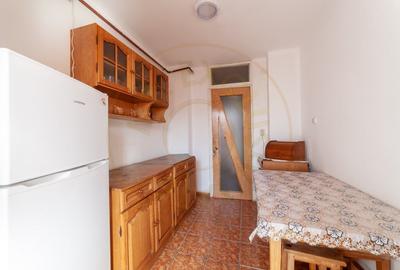 Apartament de 3 camere Campulung zona Visoi - 10