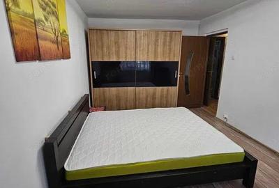 Apartament cu 2 camere, mobilat în Soarelui