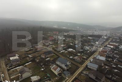 Teren de 3470 mp, în Ocnița - 7