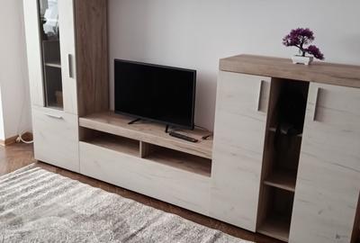 Apartament cu 2 camere semidecomandat, mobilat în Iancului